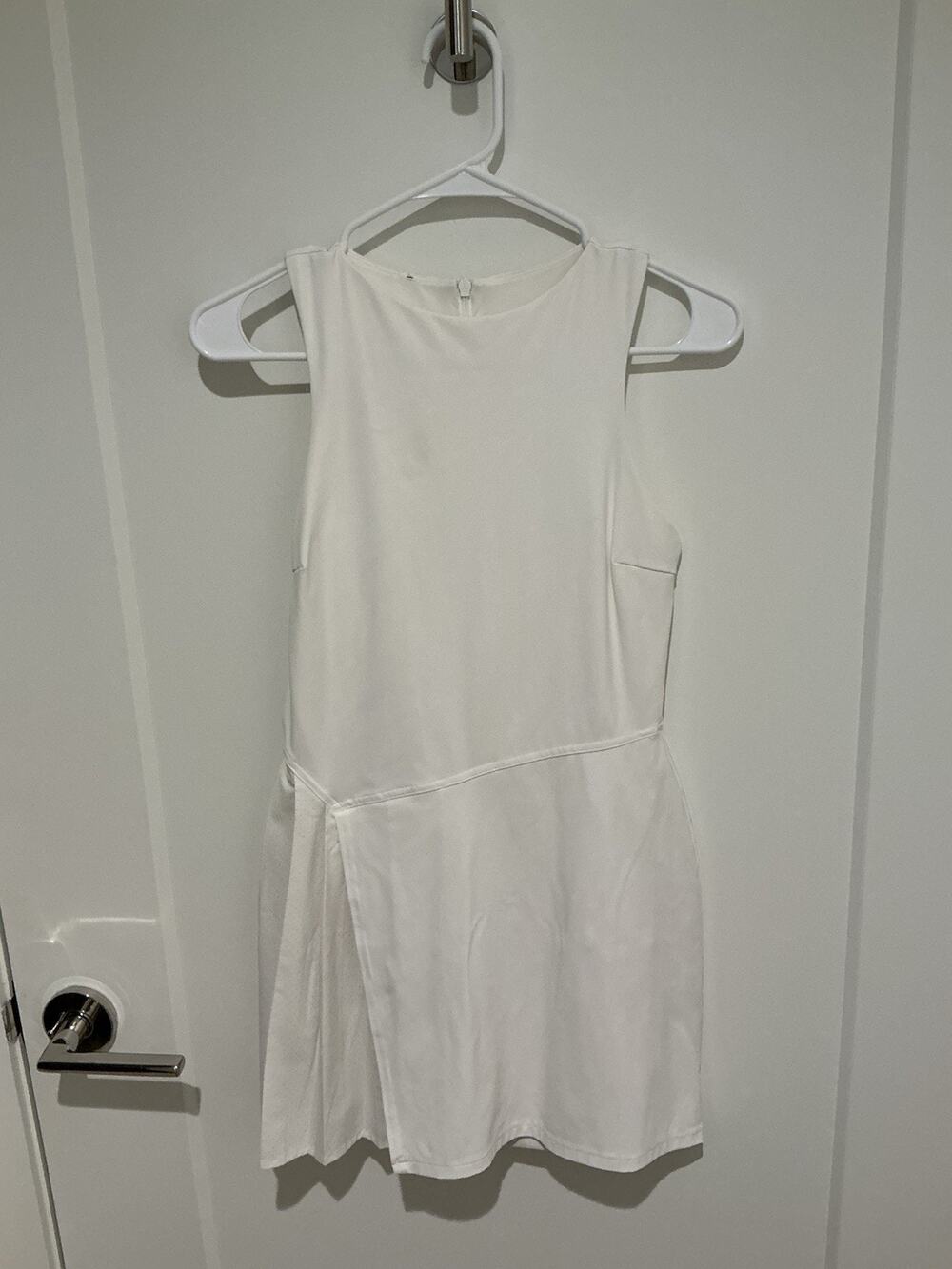 Lululemon Women’s Nulux Asymetrical Tennis Dress White Size 6